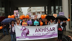 Akhisar kadına şiddete hayır dedi