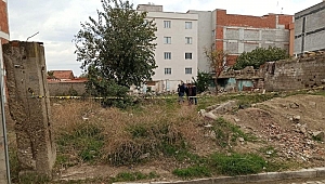 boş arsada bebek cesedi bulundu