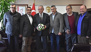 Akhisarspor Yönetimi, protokolü ziyaret etti