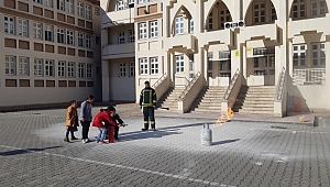 Minik Öğrenciler Yangına Karşı Bilgilendirildi