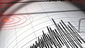 Akhisar'da korkutan deprem