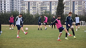 Akhisarspor Yılmaz Vural la ilk idmanını yaptı