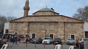 TARİHİ PAŞA CAMİSİ İBADETE KAPATILDI