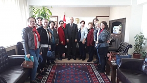 Akhisar CHP Kadın Kollarından Kaymakam Kaya'ya Ziyaret