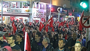 Akhisar şehitler için tek yürek oldu