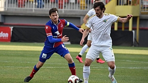Akhisarspor, cuma günü zorlu Altay deplasmanına aradaki farkı açmak için çıkacak.