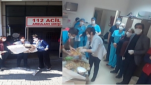 AKHİSAR CHP KADIN KOLLARIN'DAN SAĞLIK ÇALIŞANLARINA İKRAMLI DESTEK
