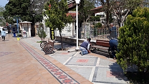 Akhisar’da Oturma Bankları Kaldırıldı