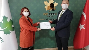 Gelecek Partisi Akhisar İlçe Başkanı Aysun Pergel