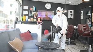 Akhisar Belediyesi’nin berber ve kuaförlere desteği devam ediyor