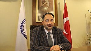 Akhisar ilçe Müftüsü Mahmut Sami Türkmenoğlu tüm islam aleminin Ramazan Bayramını kutladı.