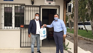 Akhisarlı Muhtarlara Maskeler Teslim Edildi