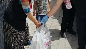 Akhisarlıların hediyeleri Akhisar Dayanışması ile ihtiyaç sahiplerine iletiliyor