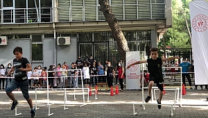 AKHİSAR, TURGUTLU VE SELENDİ’DE ÇOCUK VE GENÇLER İÇİN SPOR PARKURU DÜZENLENDİ
