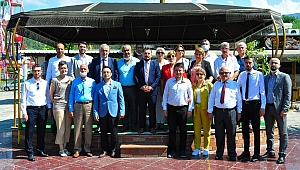 Eryılmaz’dan miting gibi adaylık açıklaması