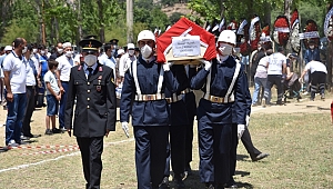 Manisa Şehidini Uğurladı