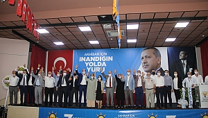 AKHİSAR AK PARTİ DE FATİH FÜZÜN YENİ BAŞKAN