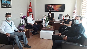 ÖZEL AKHİSAR HASTANESİ’NDEN İLÇE SAĞLIK MÜDÜRLÜĞÜ’NE ZİYARET