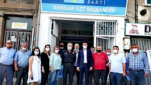 Akhisar İlçe Emniyet Müdürü Başaran'dan İYİ Parti'ye ziyaret
