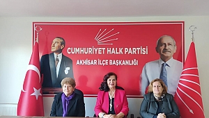 CHP'li kadınlardan kadına yönelik şiddete karşı ortak açıklama ''Kadına Şiddet Politiktir''