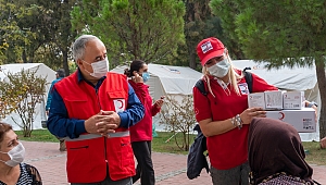 TÜRK KIZILAY İZMİR'İN YARALARINI SARMAYA DEVAM EDİYOR