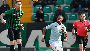 Akhisarspor'dan ayrılan Rajko Rotman Tuzlaspor’a transfer oldu.