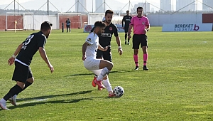 Akhisarspor deplasmanda Ümraniyespor'a 2-1 mağlup oldu.
