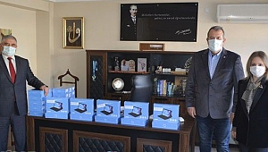 Akhisar Ticaret Borsası’ndan öğrencilere tablet