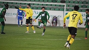 AKHİSARSPOR SAHASINDA İSTANBULSPOR'A KAYBETTİ 0-1