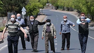 Sırası geldiği halde aşı yaptırmayan 65 yaş ve üstü vatandaşlar, hafta içi 10.00-14.00 saatleri arasında sokağa çıkabilecek