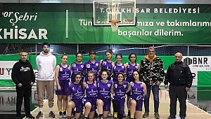 AKHİSAR GÜCÜ NDEN ÇİFTE ZAFER