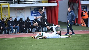 Akhisarspor Kırklarelispor dan 5 fark yedi