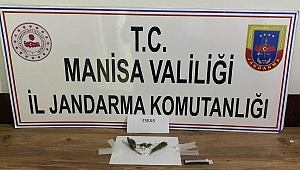 Araç içinde uyuşturucuyla yakalanan şahıslar gözaltına alındı
