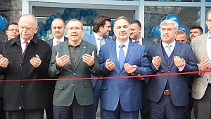 AKHİSAR DIYANET GENÇLİK MERKEZİNİN RESMİ AÇILIŞI GERCEKLESTİRİLDİ