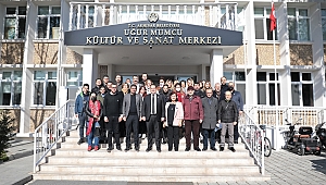 Uğur Mumcu, Akhisar’da adını taşıyan merkezde anıldı
