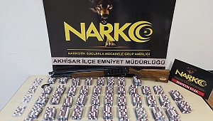 Uyuşturucu tacirlerine operasyon 2 kişi tutuklandı