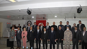 Akhisar'da Sivil toplum kuruluşlarından Emniyet Müdürlüğüne Araç desteği