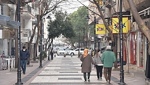 Sevgi Yollarındaki Fazla Kaldırım İşgaline Vatandaşların Tavrı Net
