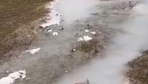 BAŞKAN ERDAN BOŞNAK “ATIK HAVUZUNA GİDEN BORU PATLAMIŞ”