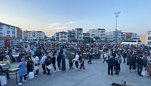 Ak Parti İftarda Gönüllere Misafir Oldu