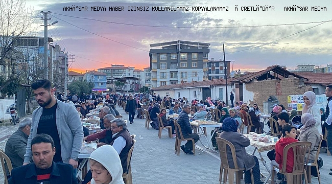 Ak Partililer Cumhuriyet Mahallesinde Buluştu