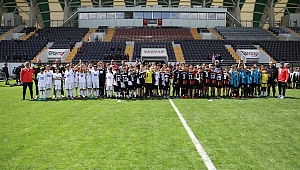 Akhisar Belediyesi Bahar Turnuvası bahar tadında sona erdi