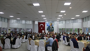 Akhisar'da Demirci-Nalbant ve Araba Yapanlar Sanatkarlar İftar Yemeği'nde Bir araya geldi