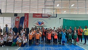 GELENEKSEL ÇOCUK OYUNLARI AKHİSAR’DA DÜZENLENDİ…