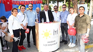 İyi Parti 23 Nisan'da Çocukları Unutmadı