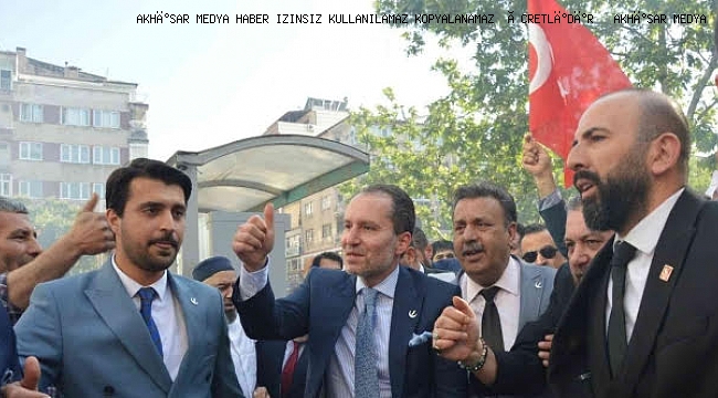 Refah Partisi Genel Başkanı Fatih Erbakan partisinin Manisa il 2. Olağan Kongresine katıldı