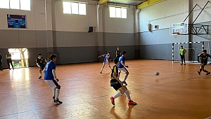 29 EKİM CUMHURİYET BAYRAMI GENÇ ERKEKLER FUTSAL MÜSABAKALARINDA ŞAMPİYON NAMIKOĞUL ANADOLU LİSESİ..