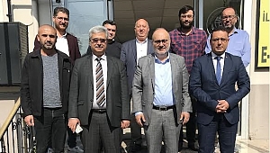 AK PARTİ AKHİSAR İLÇE BAŞKANI FATİH FÜZÜN ‘DEN HALK EĞİTİMİ MERKEZİ MÜDÜRLÜĞÜNE ZİYARET