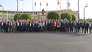 Akhisar'da Muhtarlar Günü törenle kutlandı