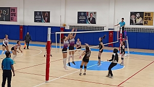 Akhisargücü Genç kızlar voleybol takımı Deplasmanda Soma Spor voleybol takımıni 0-3 mağlup etti